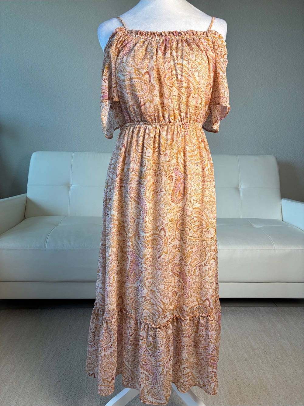 Rewind Boho Off-Shoulder Maxi Dress in Peach Paisley
